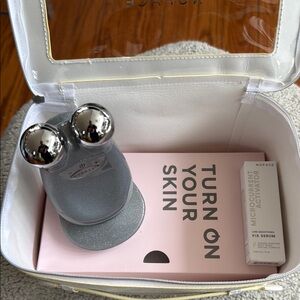 NuFACE Trinity Facial Toning Device starter kit. Never used. NWOT